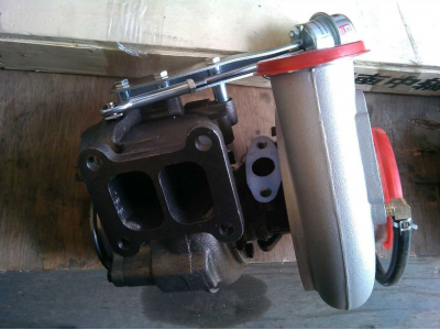 Турбина (Турбокомпрессор) D12 A7 миксер HOWO A7 VG1034110120 фото 1 Таганрог