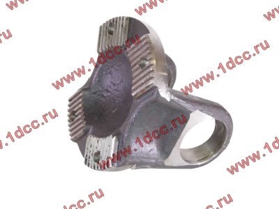 Фланец карданного вала D-180, 4 отв., с насечками, под крест. d-62х150 H HOWO (ХОВО) AZ9115311010 фото 1 Таганрог